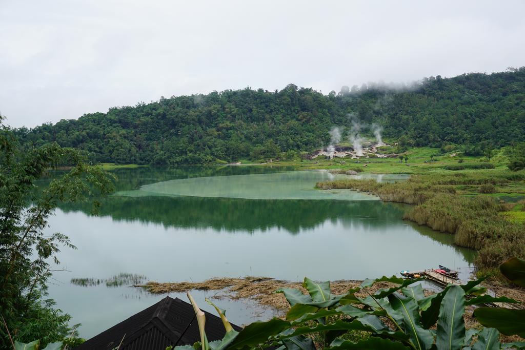 Green Lake Linow Tomohon Bagian luar foto
